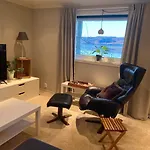 Beautiful House By The Sea Asker