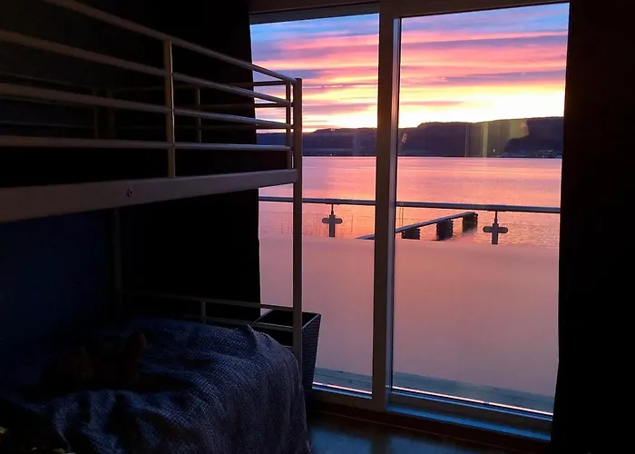 Villa Beautiful House By The Sea